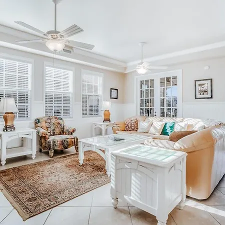 Whitecap Condo Beachfront Splendor-3